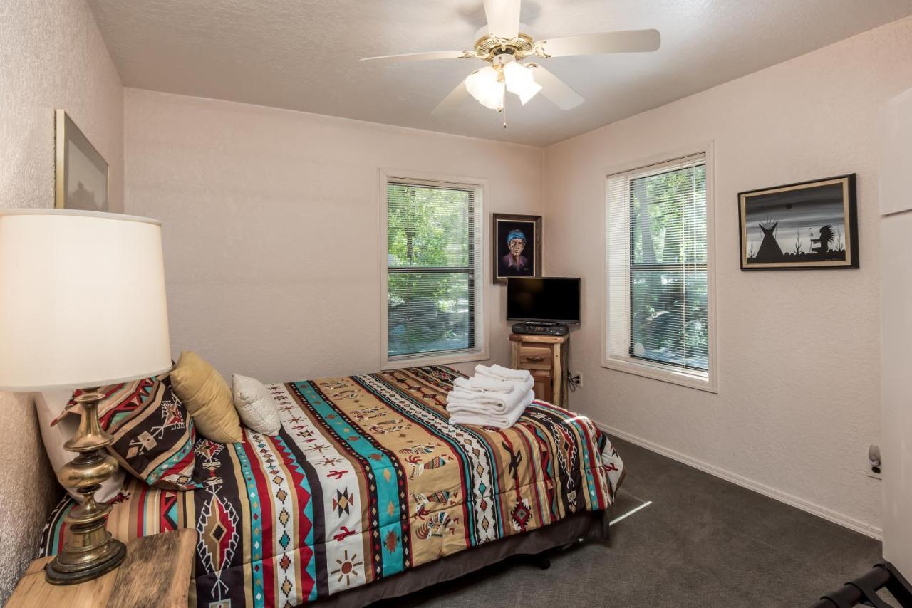 Sleepy Hollow On The River Ruidoso Exterior foto